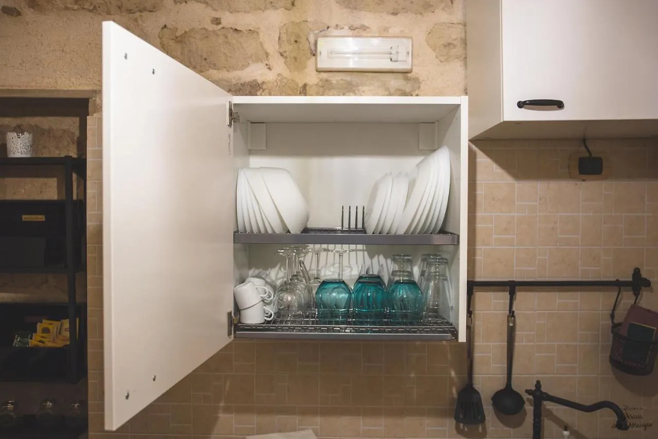 Residenza Rosaria Delle Meraviglie باري إيطاليا